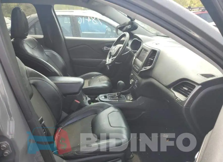 1C4PJLLB6KD404149 Photo# 5