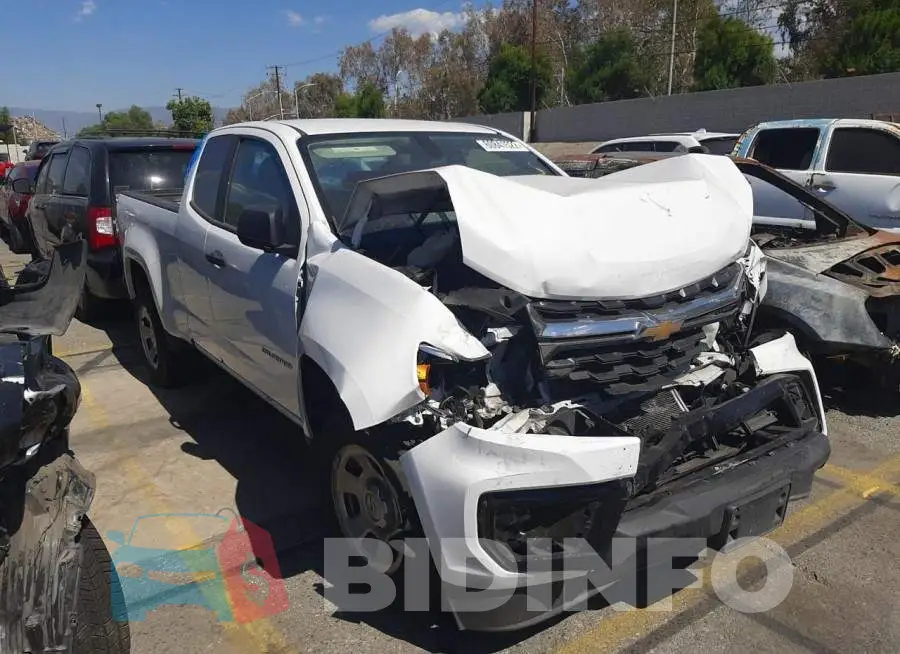 1GCHSBEA3M1218492 Photo# 1