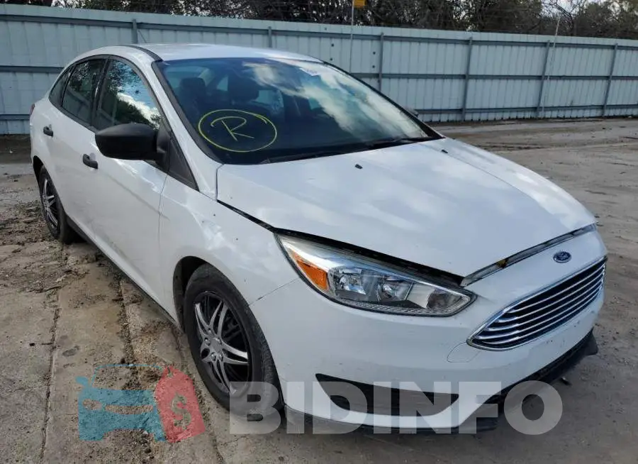 1FADP3E22JL284911 Photo# 1