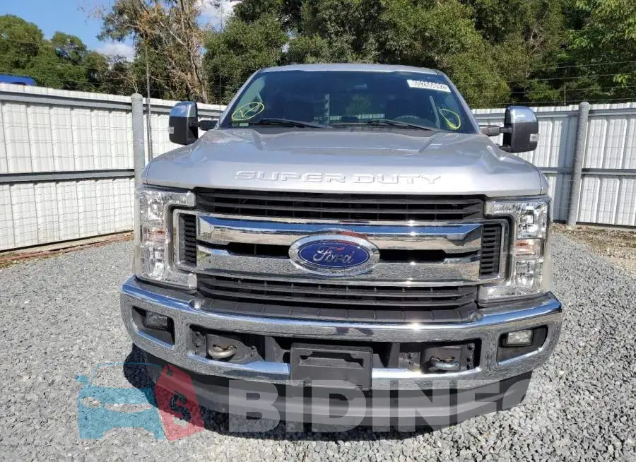 1FT7X2B68JEB65273 Photo# 5