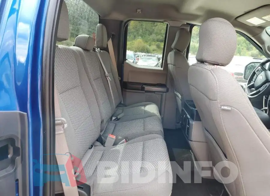 1FTFX1E56JFB67879 Photo# 6