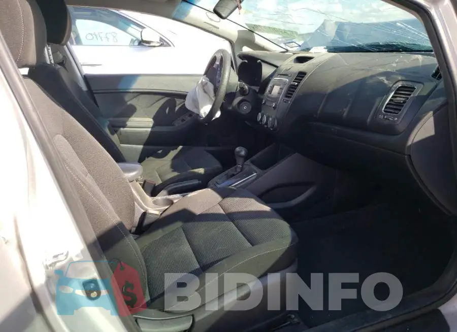 3KPFK4A76HE138720 Photo# 5