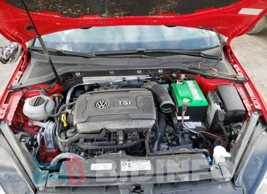 3VW217AU0GM010421 Photo# 7