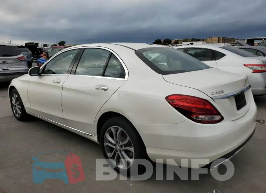 55SWF4KB5GU125732 Photo# 2