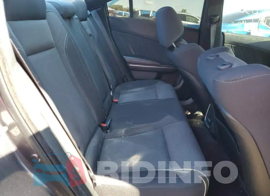 2C3CDXHG8HH569413 Photo# 6