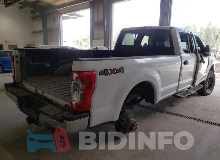 1FT8W3B60HED86387 Photo# 4