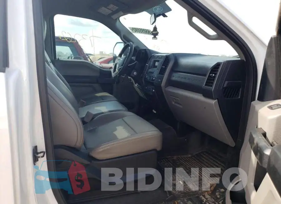 1FTBF2A68JEC75206 Photo# 5