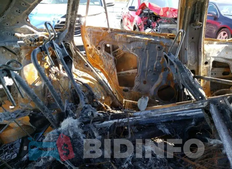 2T3F1RFV9MC201509 Photo# 6