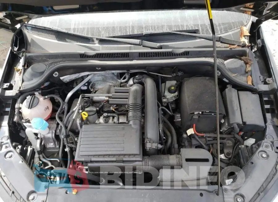 3VW167AJ1HM244880 Photo# 7