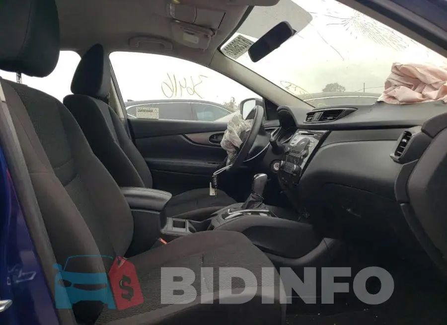 JN1BJ1CP5JW185555 Photo# 5