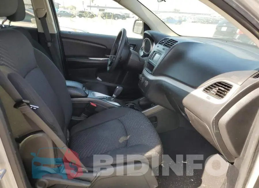 3C4PDCAB7GT230703 Photo# 5