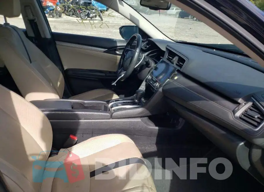 19XFC1F70GE216847 Photo# 5
