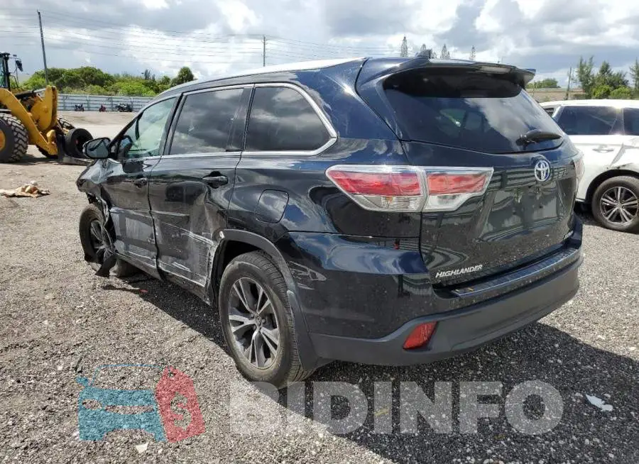 5TDJKRFH5GS279856 Photo# 3