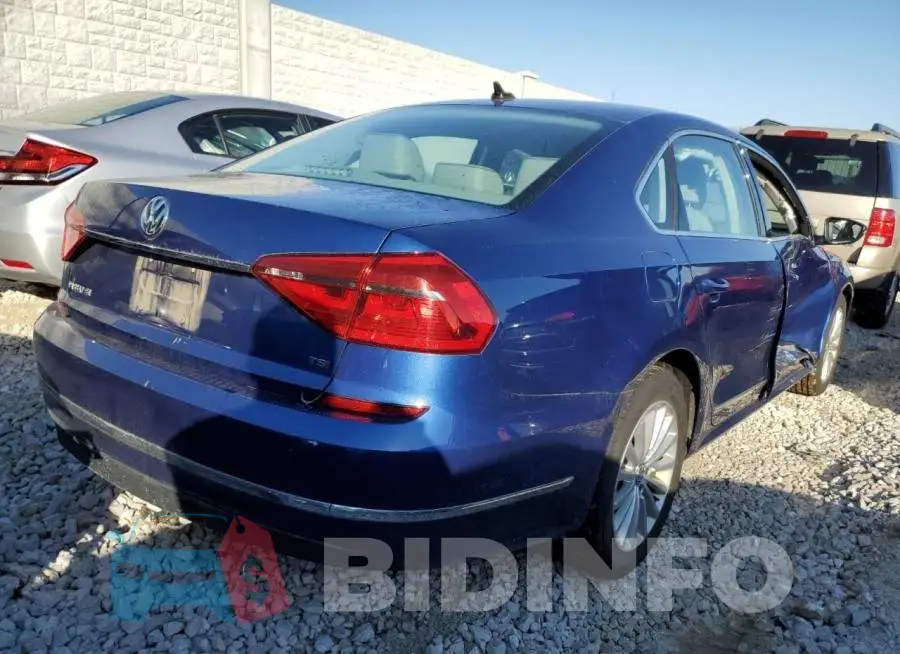 1VWBS7A31GC058421 Photo# 4