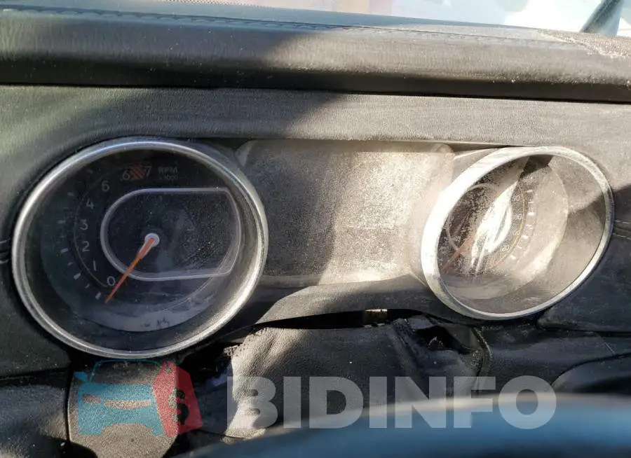 1C4HJXEN9KW687654 Photo# 8