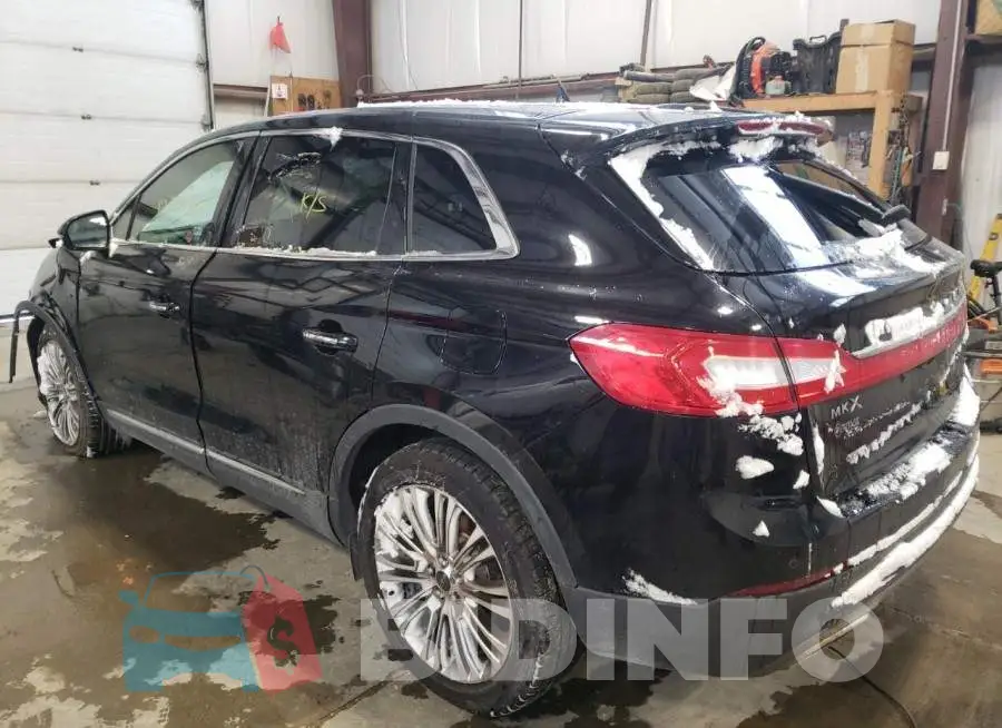 2LMTJ8LR0GBL21046 Photo# 3