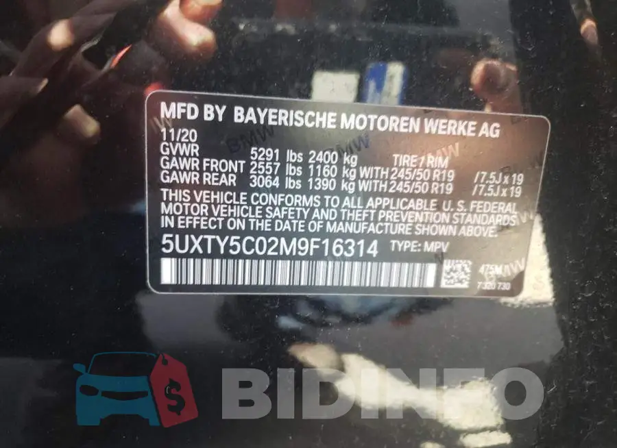 5UXTY5C02M9F16314 Photo# 10