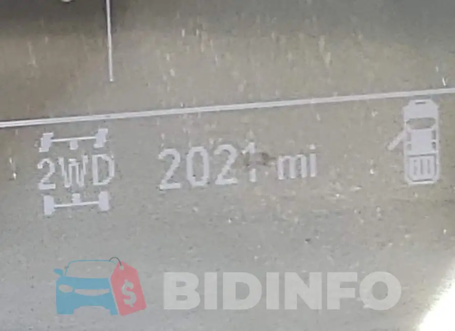 1GCRYBEK7NZ201225 Photo# 8