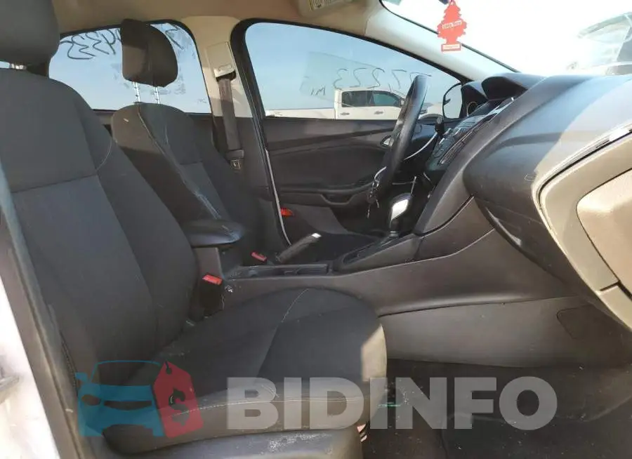 1FADP3F2XJL206004 Photo# 5