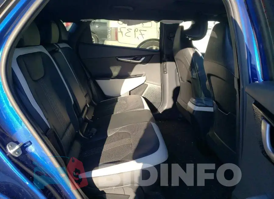KNDC44LAXN5053411 Photo# 6