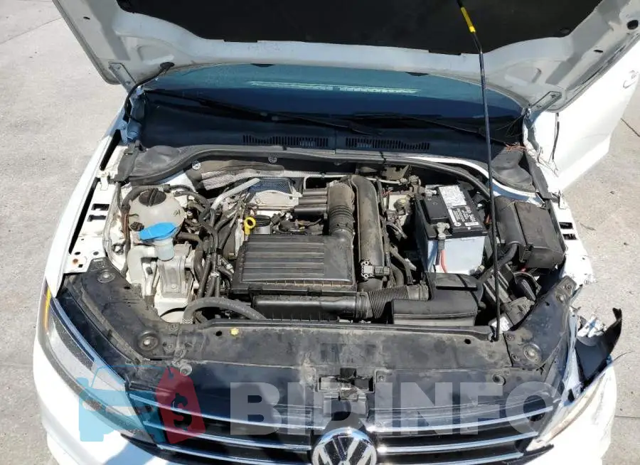 3VW167AJ2GM412735 Photo# 7