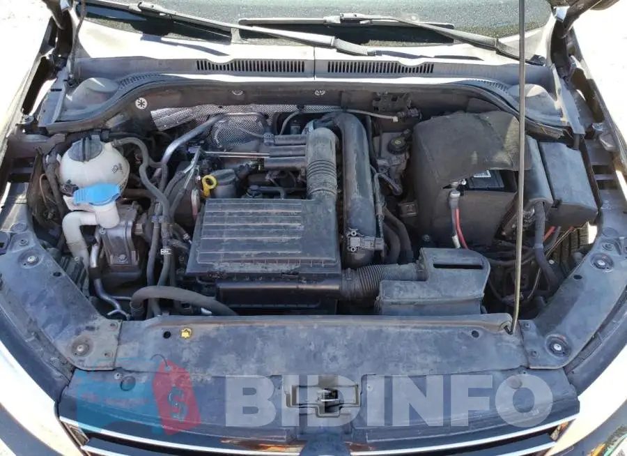 3VW267AJ7GM319519 Photo# 7