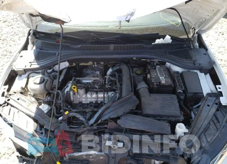 3VWC57BU1KM237536 Photo# 7