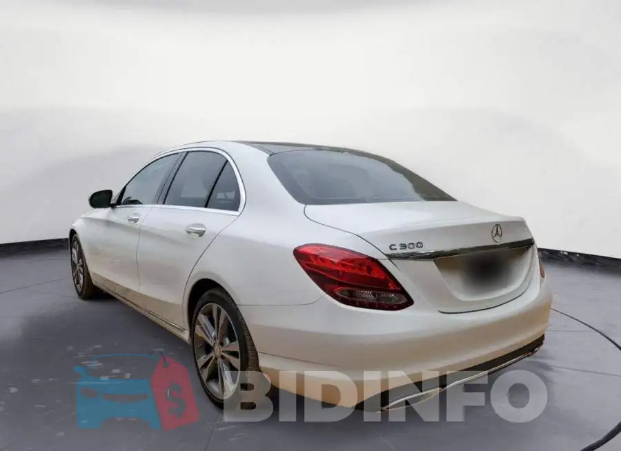 55SWF4JB9HU189811 Photo# 3