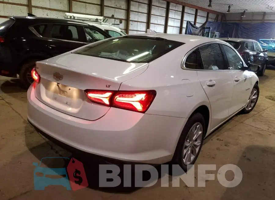 1G1ZD5ST1NF151300 Photo# 4