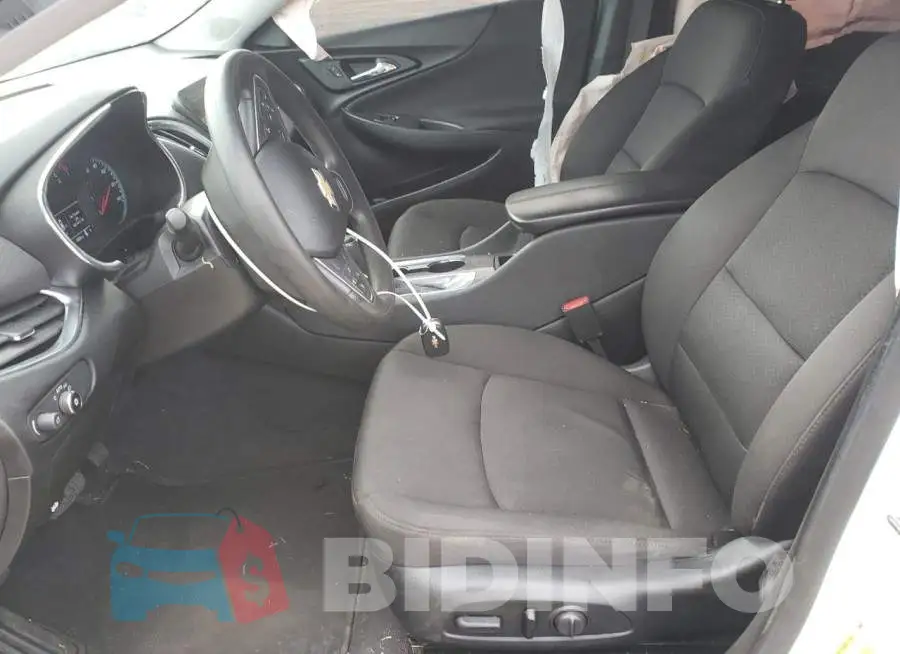 1G1ZD5ST6LF001082 Photo# 5