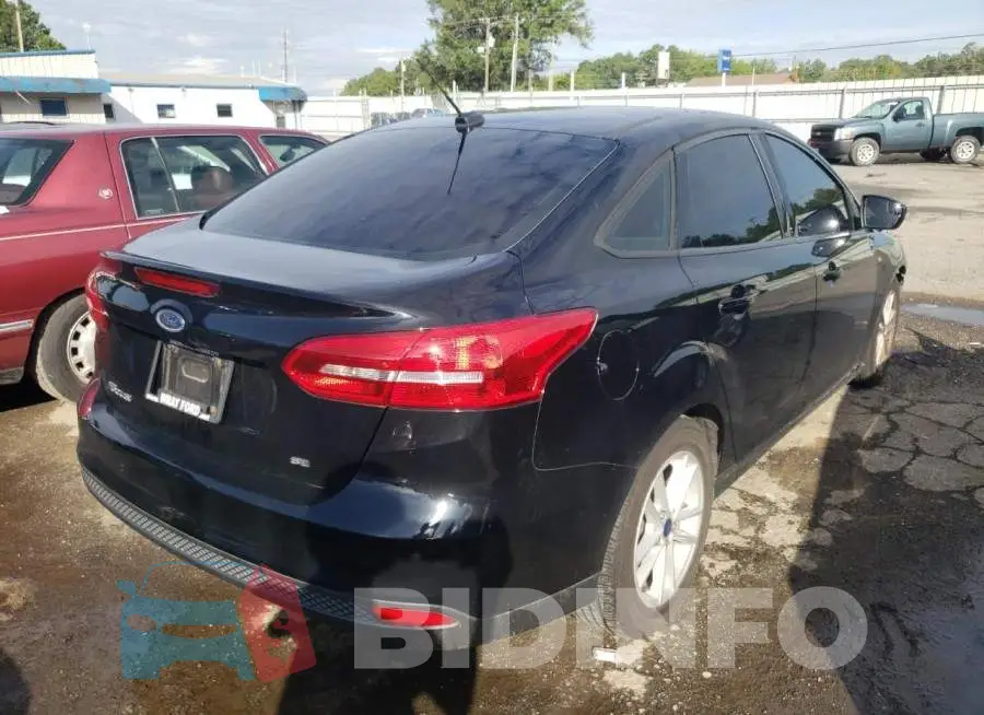 1FADP3F27HL317247 Photo# 4