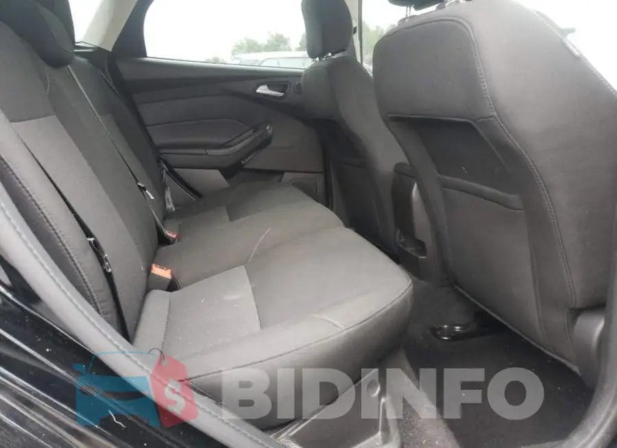 1FADP3M28HL269924 Photo# 6