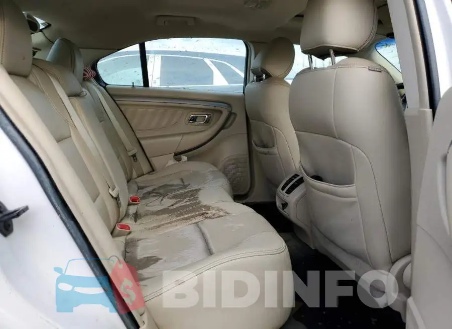 1FAHP2E82GG130832 Photo# 6