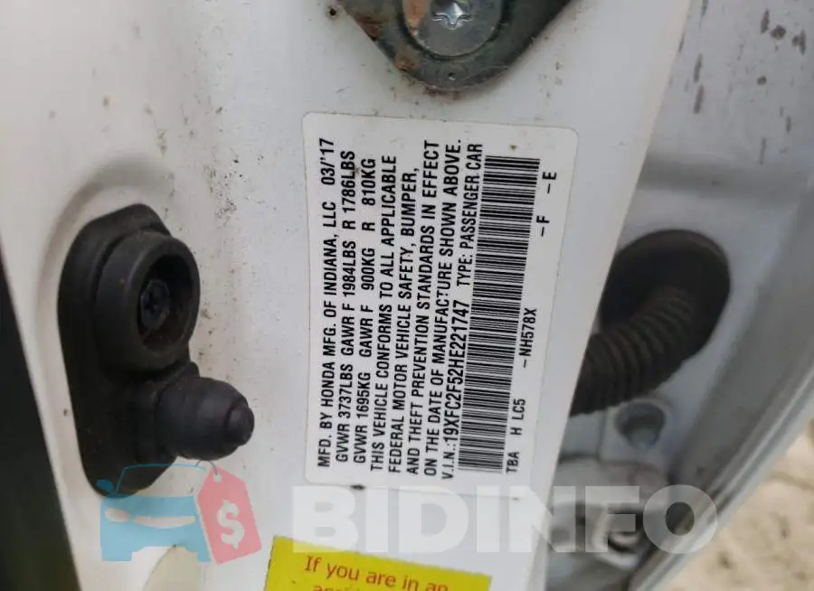 19XFC2F52HE221747 Photo# 10