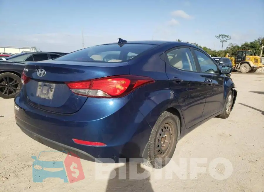 5NPDH4AE8GH772786 Photo# 4