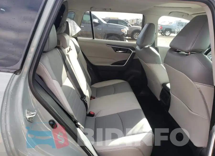 2T3A1RFV8LC126407 Photo# 6