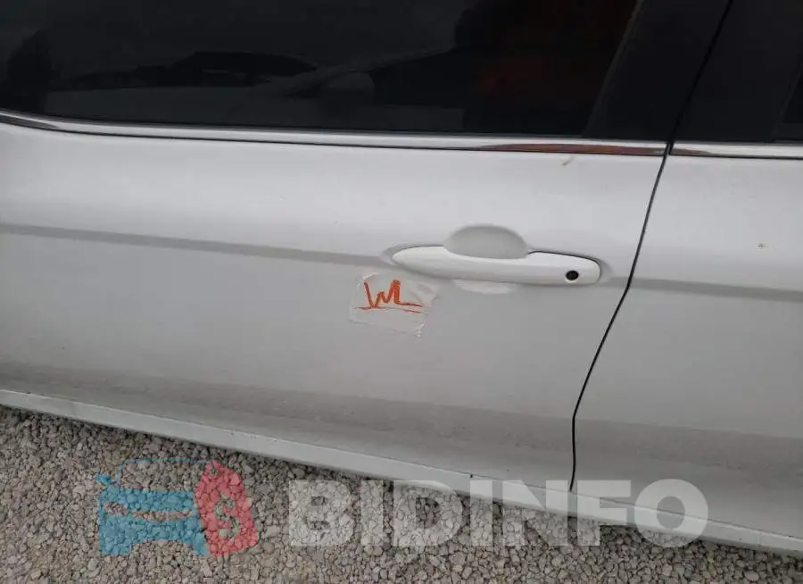 4T1B11HK8KU789734 Photo# 9