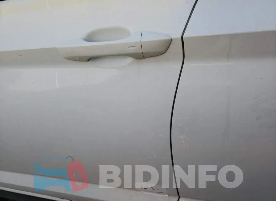 3VW5T7BU6MM000168 Photo# 9