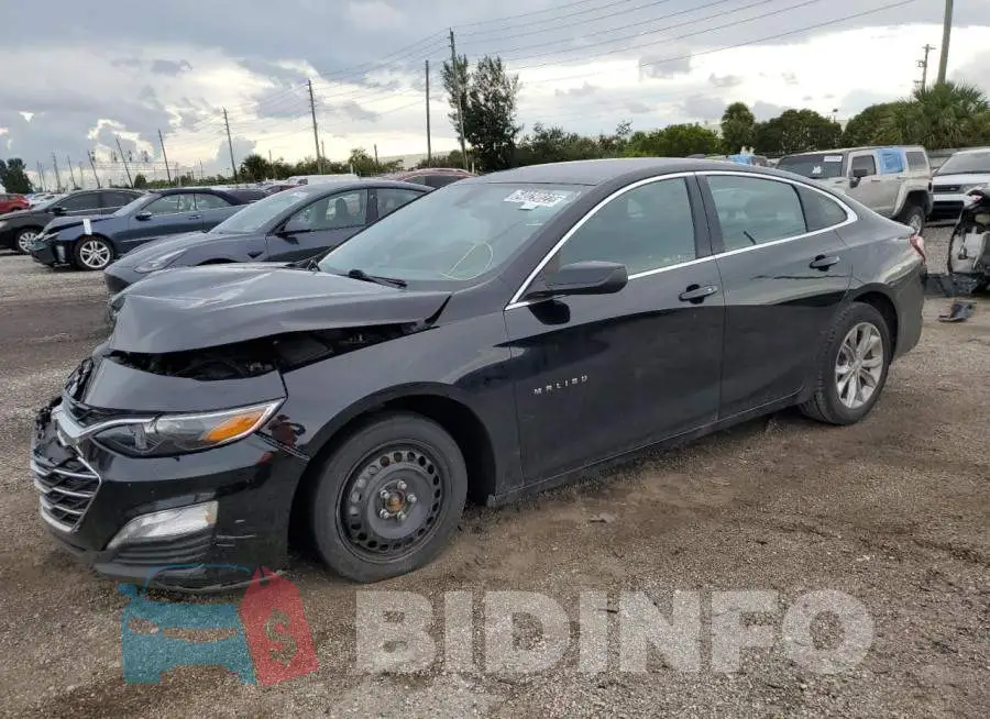 1G1ZD5ST0KF117215 Photo# 1