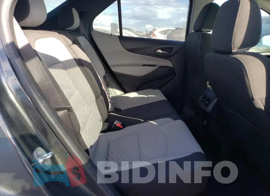 2GNAXHEV1M6153493 Photo# 6