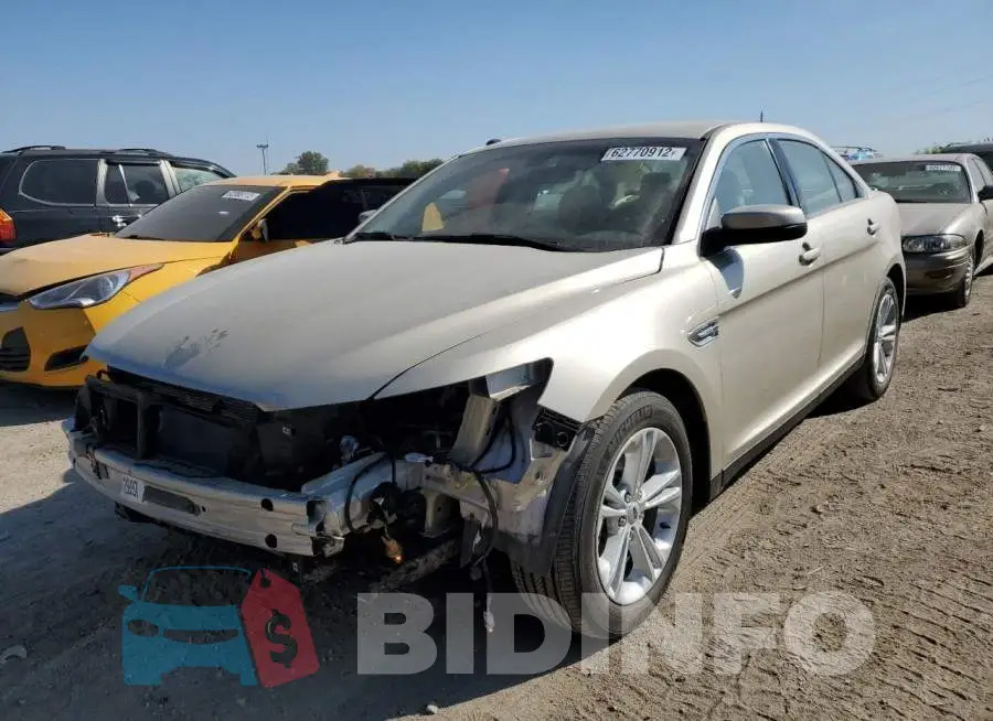 1FAHP2E86JG113717 Photo# 2