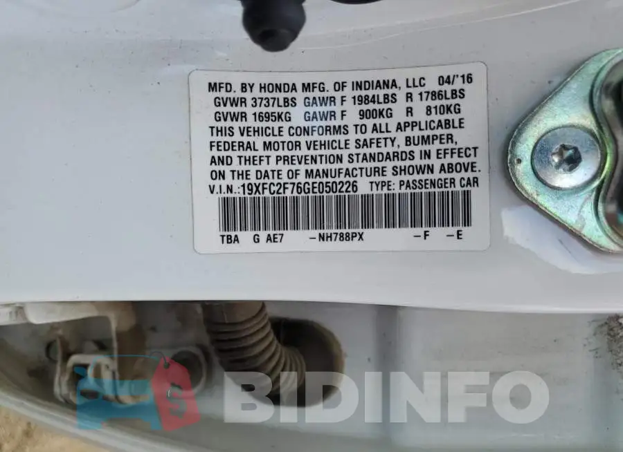 19XFC2F76GE050226 Photo# 10