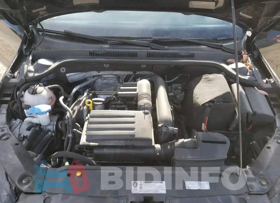 3VW267AJ2GM271041 Photo# 7