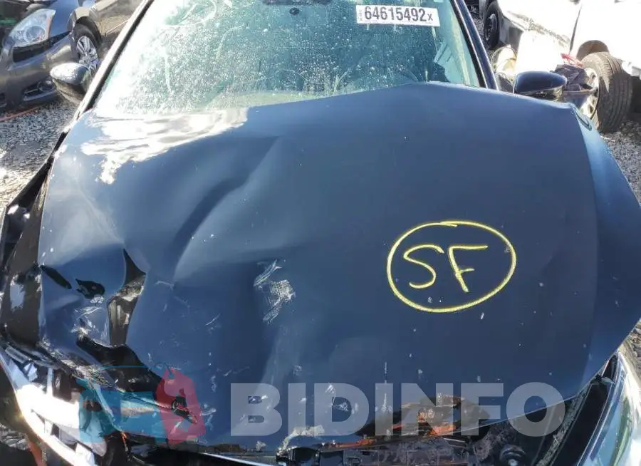 3VW2B7AJ2HM410775 Photo# 7