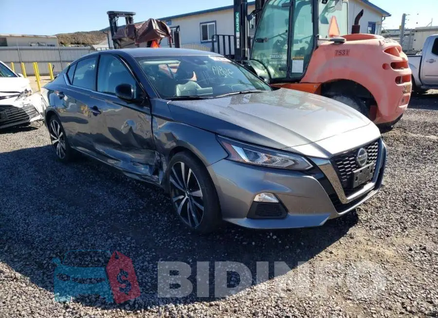1N4BL4CV9LC188816 Photo# 1