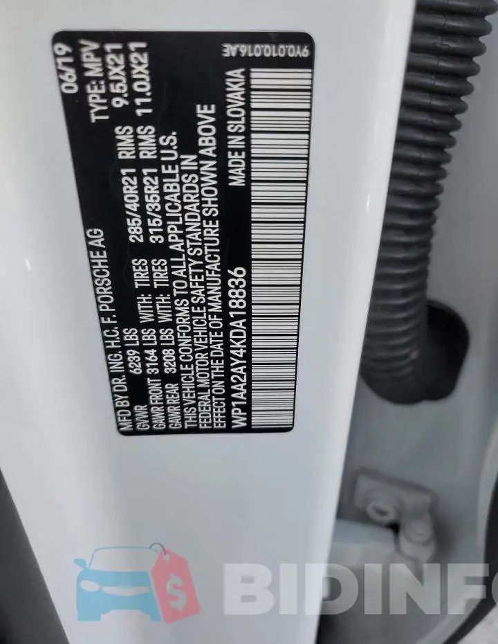 WP1AA2AY4KDA18836 Photo# 10