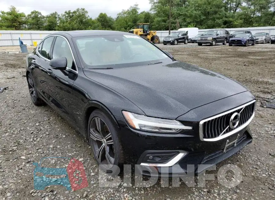 7JRA22TL6KG001794 Photo# 1