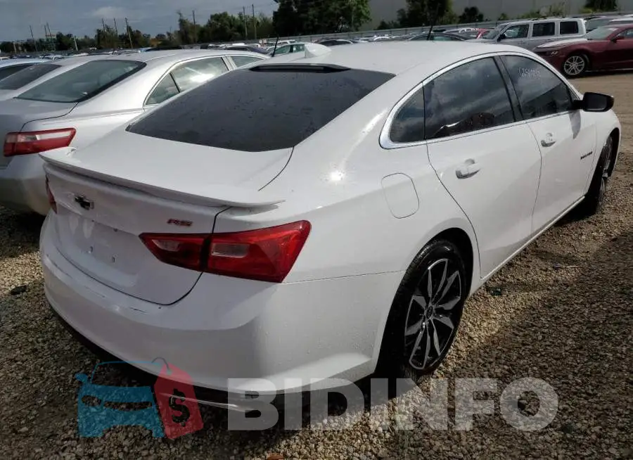 1G1ZG5ST5NF182802 Photo# 4