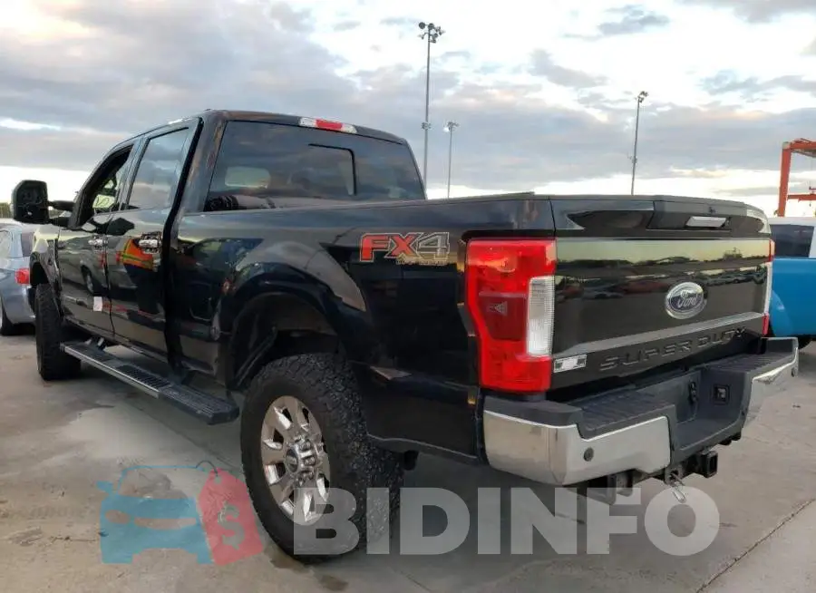 1FT7W2BT2JEB05322 Photo# 3