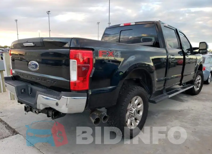 1FT7W2BT2JEB05322 Photo# 4